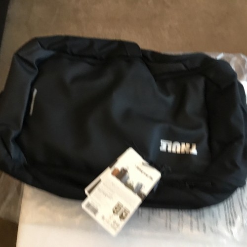 Thule chasm laptop backpack - chasm,